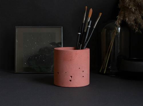 DESK ACCESSORY TRAY / RED